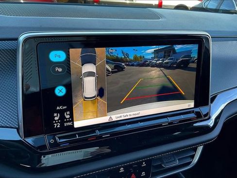 New 2026 Volkswagen Atlas Cross Sport SEL Premium R-Line image 21