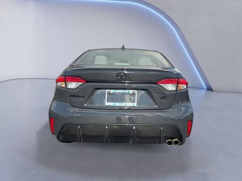 Used 2023 Toyota Corolla SE image 4