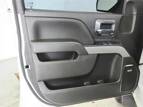 Used 2017 Chevrolet Silverado 1500 LTZ Z71 w/ Redline Edition image 32