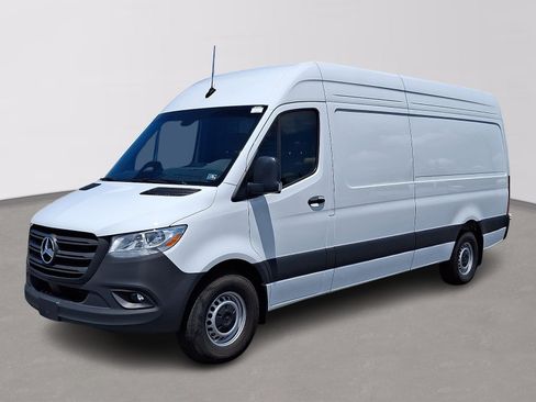 Used 2026 Mercedes-Benz Sprinter 2500 image 1