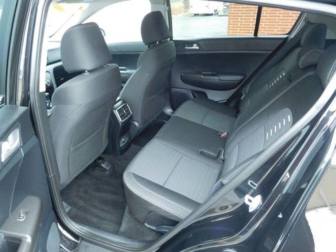 Used 2018 Kia Sportage LX image 6