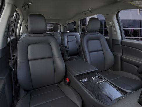 New 2026 Lincoln Aviator 2WD image 10