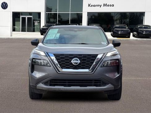 Used 2023 Nissan Rogue S image 9