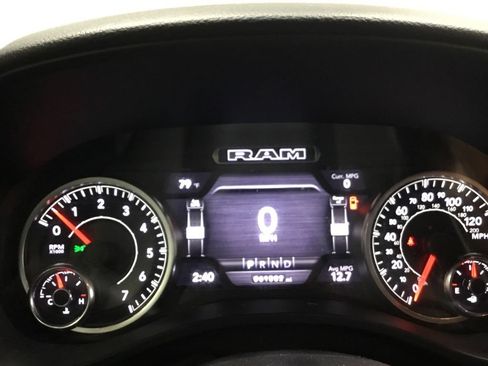 Used 2021 RAM 1500 Big Horn AWD/4WD image 34