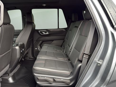 Used 2022 Chevrolet Tahoe RST AWD/4WD image 15