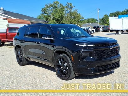 Used 2024 Chevrolet Traverse RS