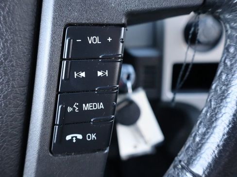 Used 2013 Ford F150 XLT w/ XLT Chrome Pkg image 31