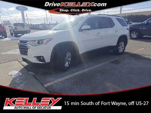 Used 2020 Chevrolet Traverse LT FWD image 1