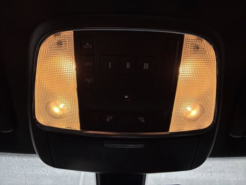 Used 2021 Dodge Charger R/T w/ Plus Group image 15