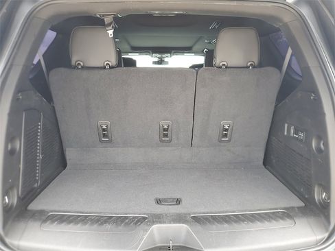 Used 2021 GMC Yukon SLT w/ SLT Luxury Plus Package image 7