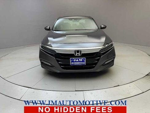 Used 2018 Honda Accord Touring image 8