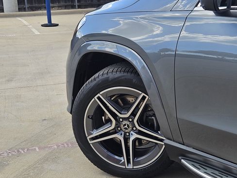 New 2026 Mercedes-Benz GLS 450 4MATIC image 5