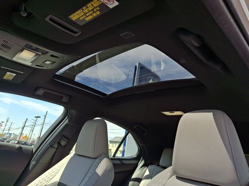 Used 2019 Lexus UX 200 w/ Accessory Package 2 FWD image 14
