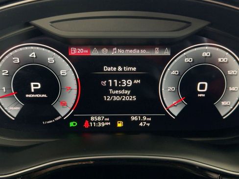 Used 2024 Audi Q8 Premium w/ Black Optic Package image 20