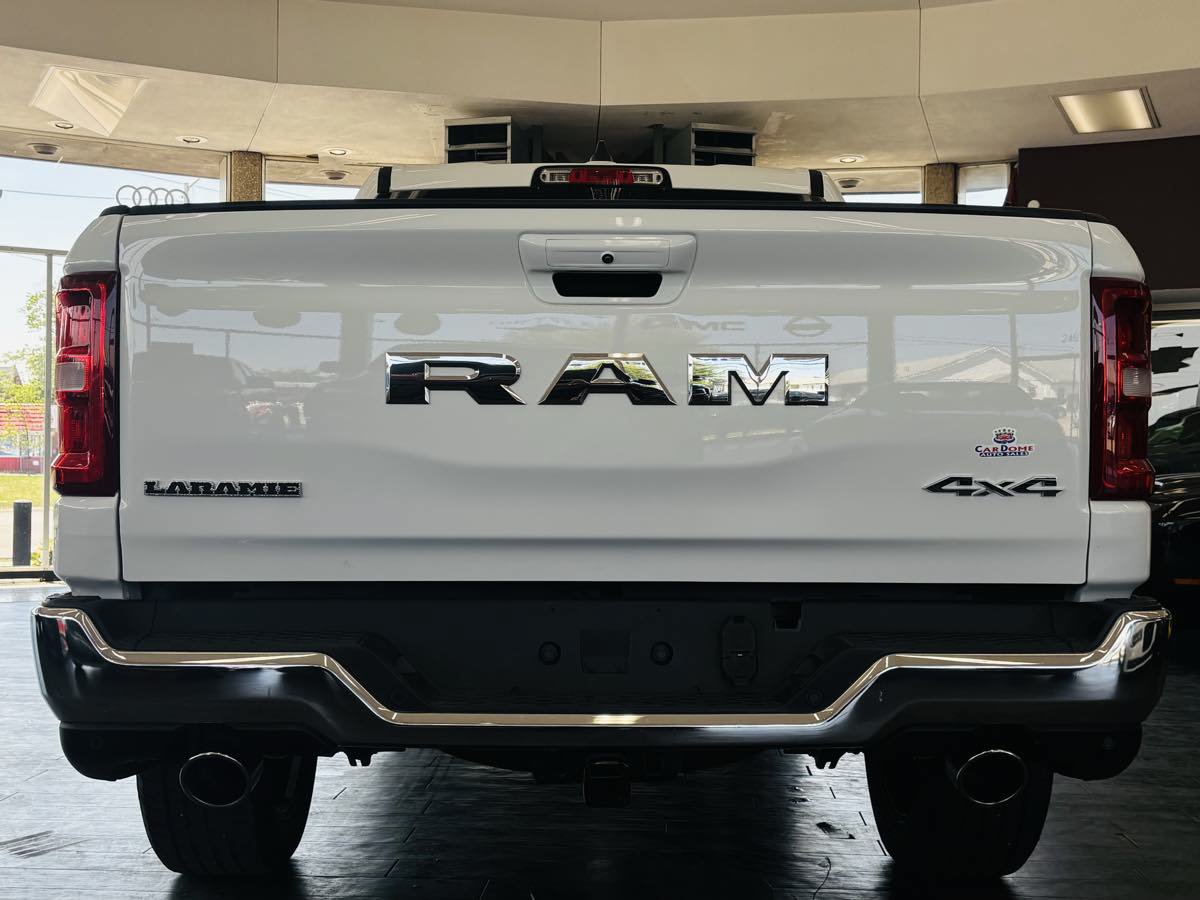 Used 2026 RAM 1500 Laramie AWD/4WD image 11