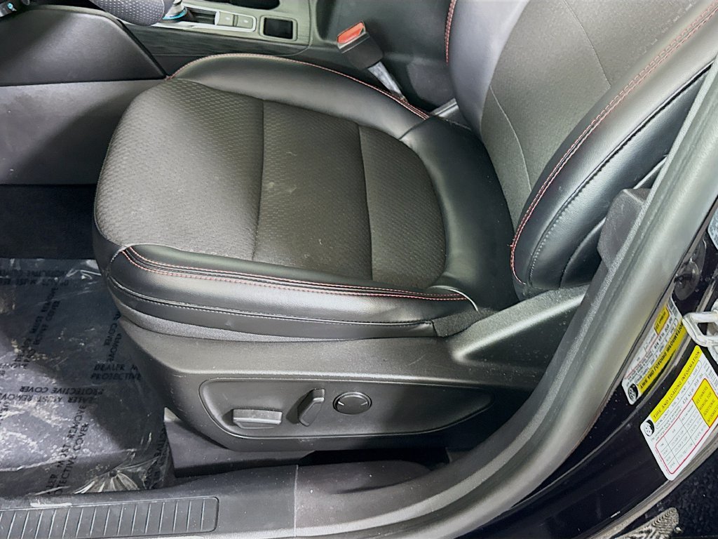 Used 2023 Ford Escape ST-Line w/ Tech Pack #1 FWD image 22