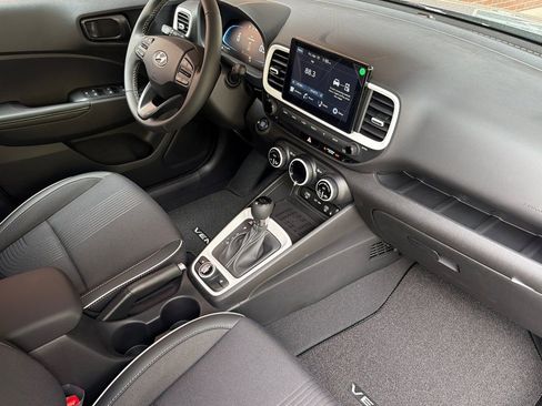 New 2026 Hyundai Venue SEL FWD image 19