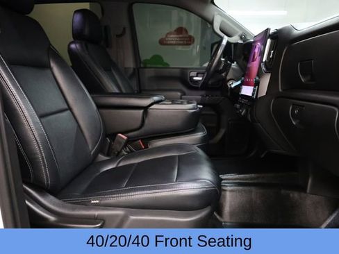 Used 2021 GMC Sierra 3500 4x4 Crew Cab w/ Gooseneck/5TH Wheel Package image 18