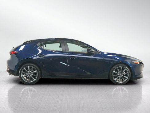 Used 2019 MAZDA MAZDA3 AWD Hatchback image 6