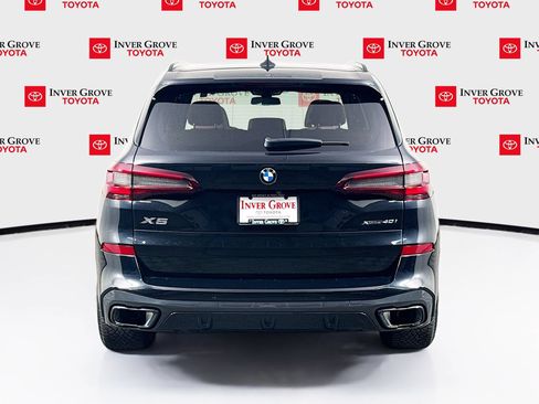 Used 2022 BMW X5 xDrive40i w/ M Sport Package AWD/4WD image 6