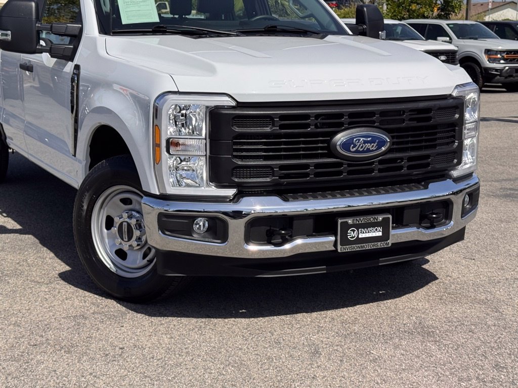 Used 2024 Ford F350 XL w/ XL Chrome Package RWD image 3