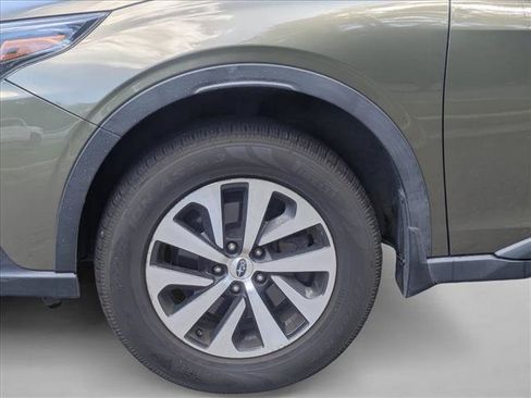 Used 2022 Subaru Outback Premium AWD/4WD image 14
