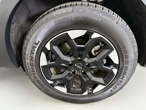 Used 2024 Kia Sorento S w/ Panoramic Sunroof Package image 31