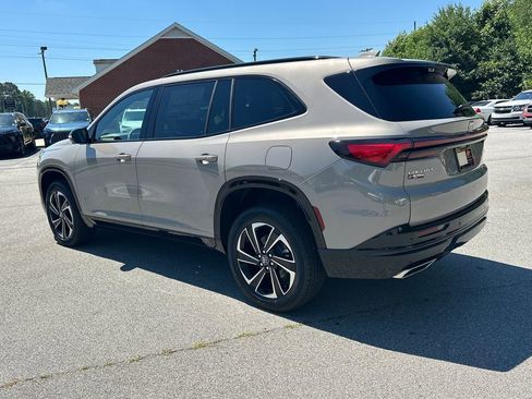 New 2026 Buick Enclave Sport Touring w/ Power Package FWD image 8