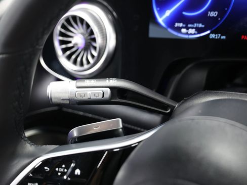 Used 2023 Mercedes-Benz EQS 580 4MATIC SUV image 27