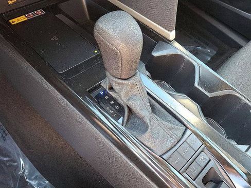 Certified 2025 Toyota Camry LE image 17