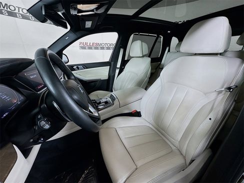 Used 2020 BMW X5 xDrive40i w/ Premium Package image 21