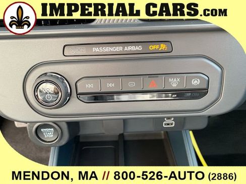 New 2025 Ford Maverick XLT w/ XLT Luxury Package image 28