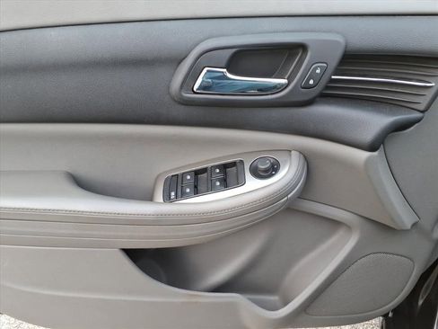 Used 2014 Chevrolet Malibu LS image 15