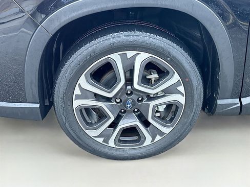 Used 2023 Subaru Ascent Limited w/ Technology Package image 46