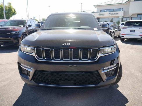 New 2025 Jeep Grand Cherokee Limited image 2