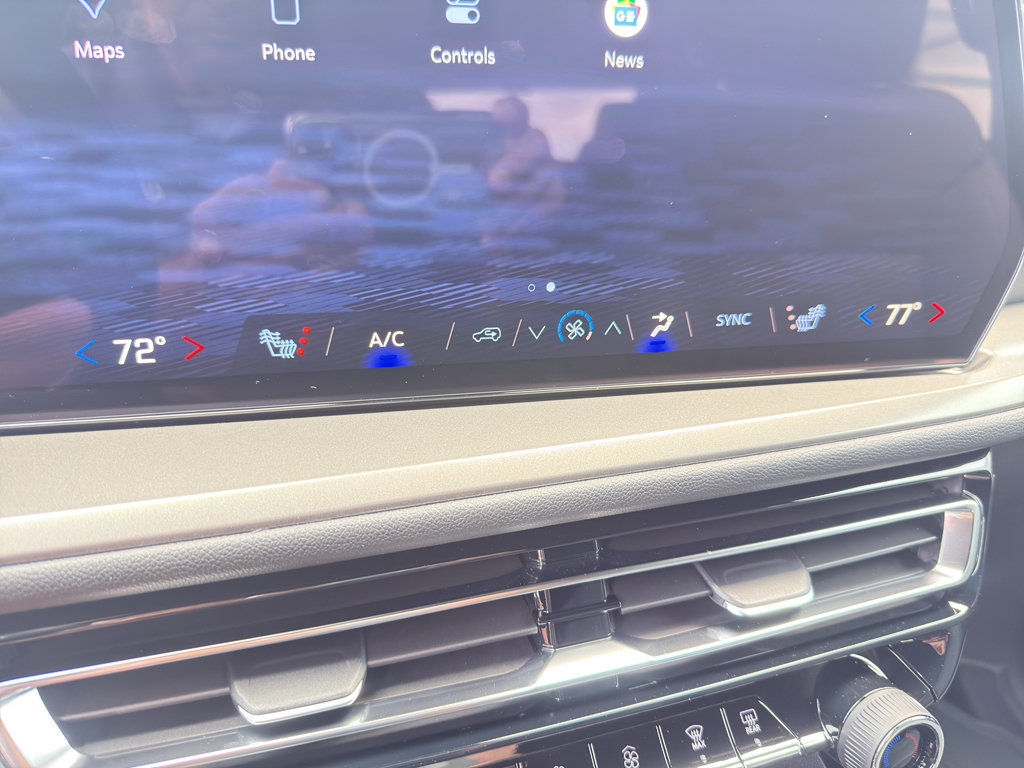 New 2026 Chevrolet Traverse LT w/ Driver Confidence Package FWD image 30