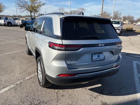 New 2026 Jeep Grand Cherokee Laredo X AWD/4WD image 25