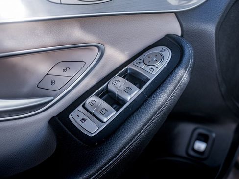 Used 2020 Mercedes-Benz C 300 4MATIC Sedan image 14