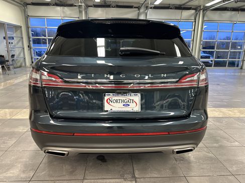 Used 2022 Lincoln Nautilus Reserve w/ Luxury Package image 13