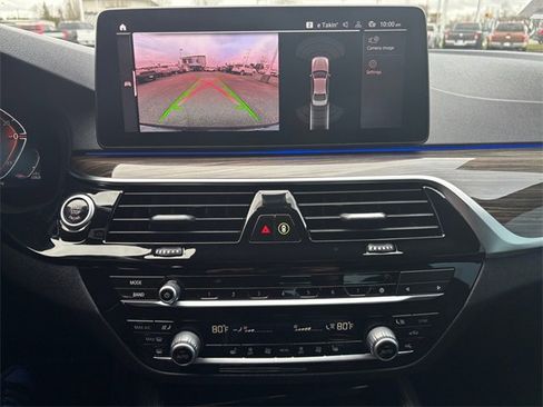 Used 2021 BMW 540i w/ M Sport Package image 22