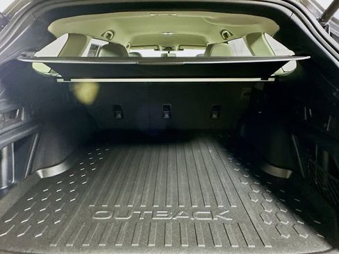 Used 2024 Subaru Outback Premium image 26