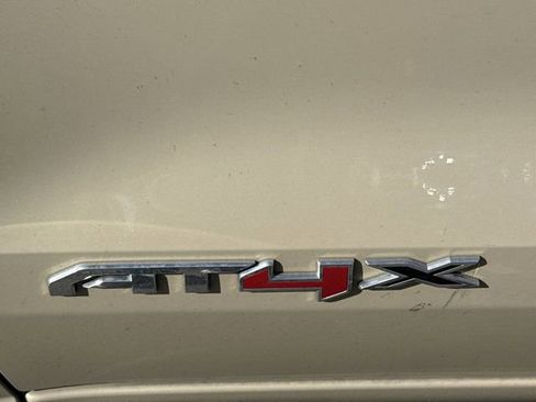 Used 2024 GMC Canyon AT4X image 32