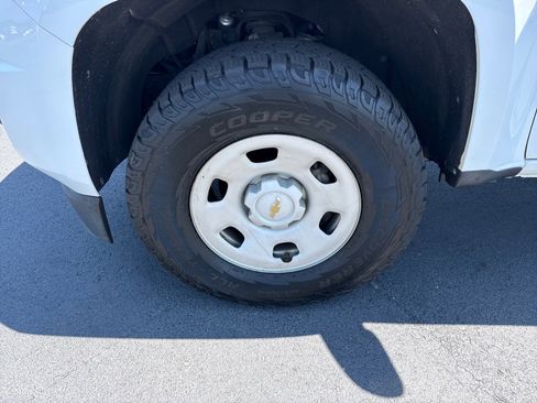 Used 2019 Chevrolet Colorado W/T w/ WT Convenience Package RWD image 9