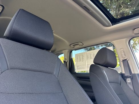 Used 2024 Honda CR-V EX image 14