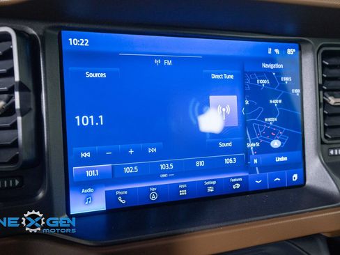 Used 2024 Ford Bronco Outer Banks AWD/4WD image 19