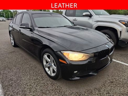 Used 2015 BMW 320i xDrive Sedan AWD/4WD image 3