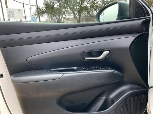Certified 2025 Hyundai Tucson SEL image 19