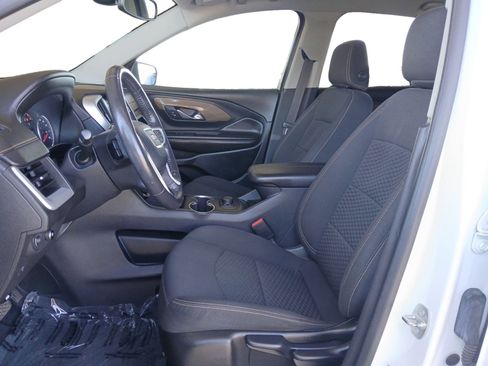 Used 2021 GMC Terrain SLE w/ Elevation Edition image 9