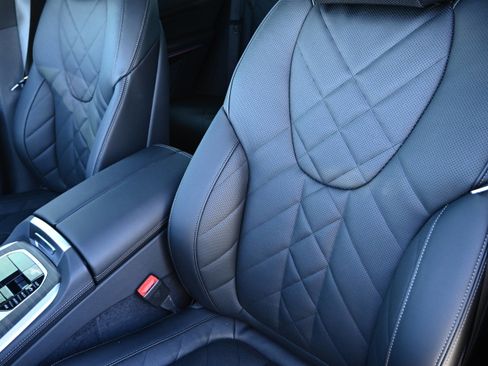 New 2026 BMW X5 xDrive40i w/ Premium Package image 10