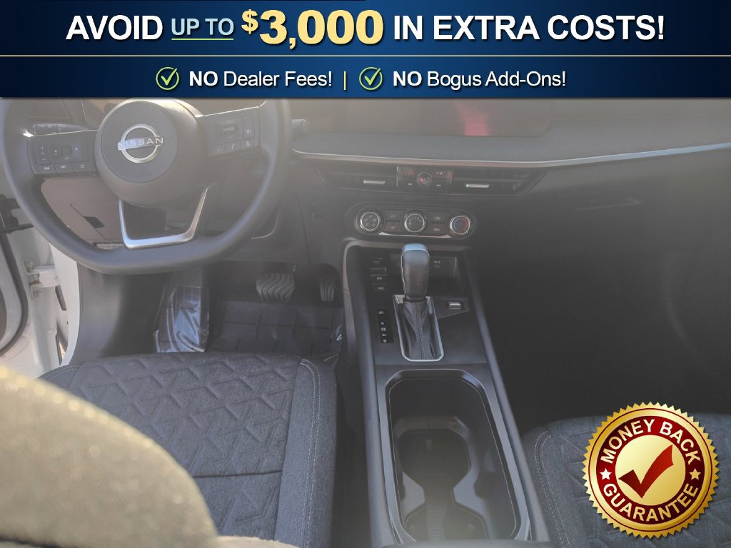 Used 2025 Nissan Kicks SV FWD image 17
